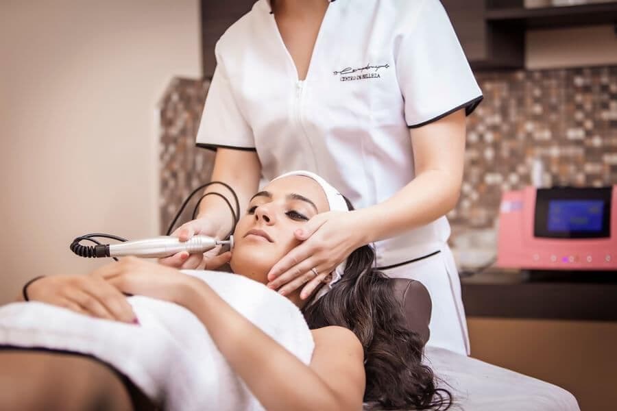 Cómo elegir el tratamiento facial adecuado para tu tipo de piel